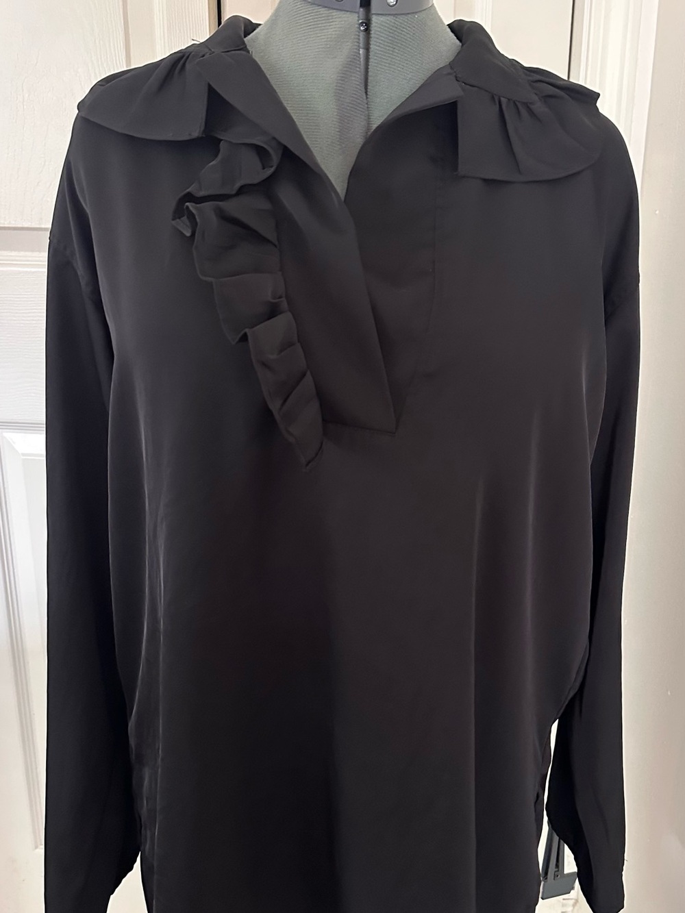H&M Black Ruffle-Trim Long Sleeve Blouse